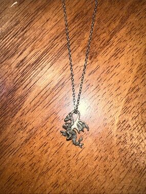 Silver toned Dragon Pendant Necklace